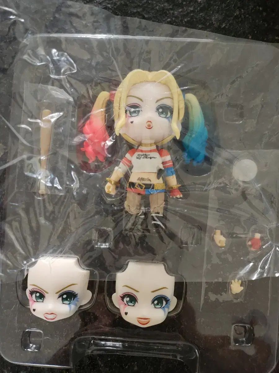 スーサイド・スクワッド 公式 ハーレークイーン 672 ねんどろいど