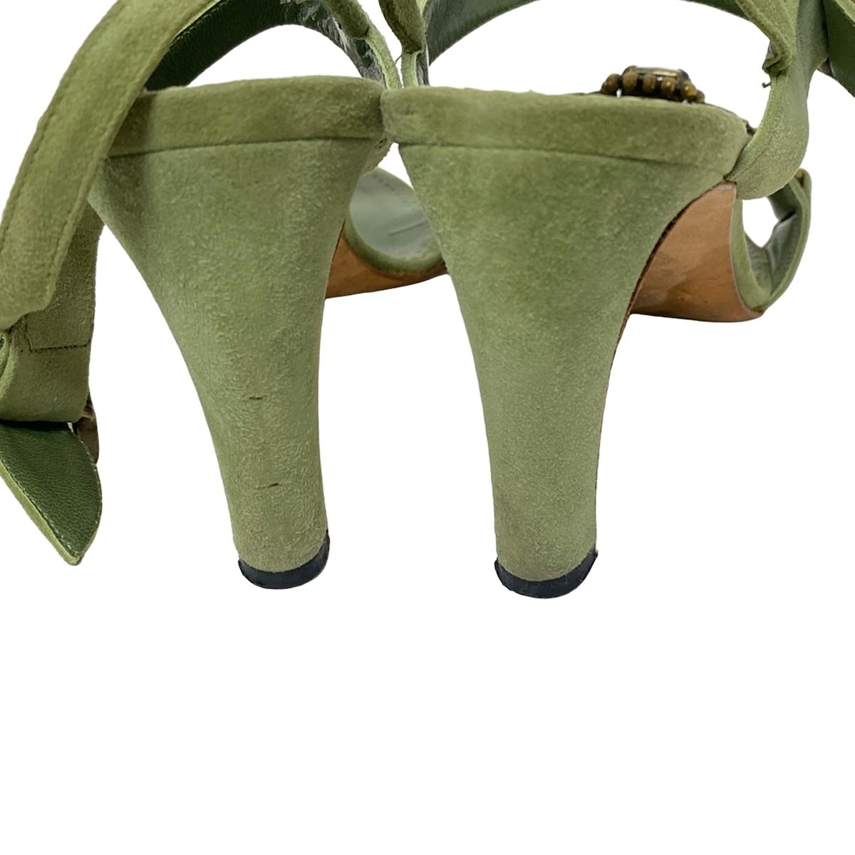 マノロブラニク