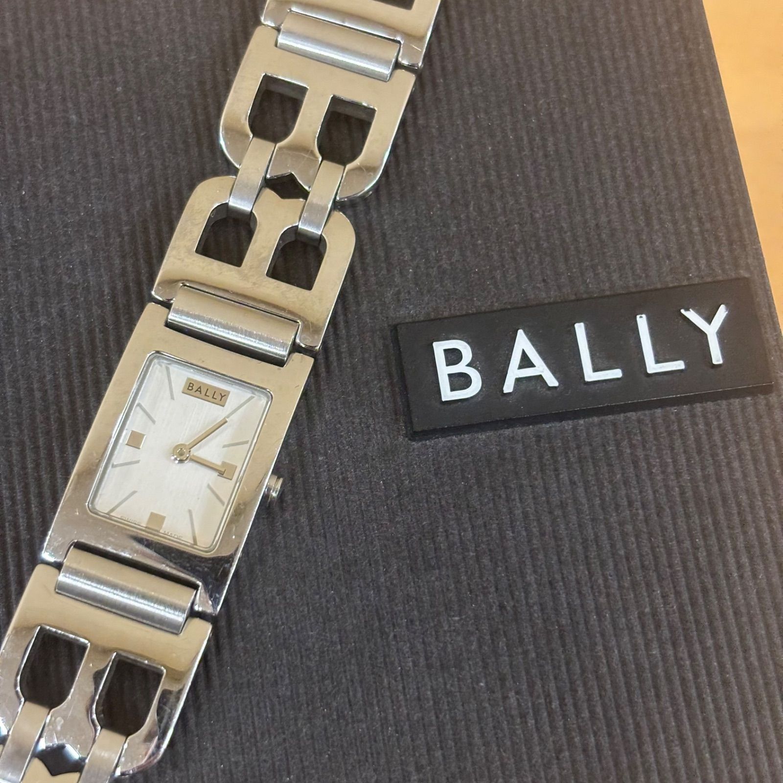 (b)BALLY バリー 腕時計 時計 レディース アナログ クォーツ ステンレス A180-A199 箱付き 不動