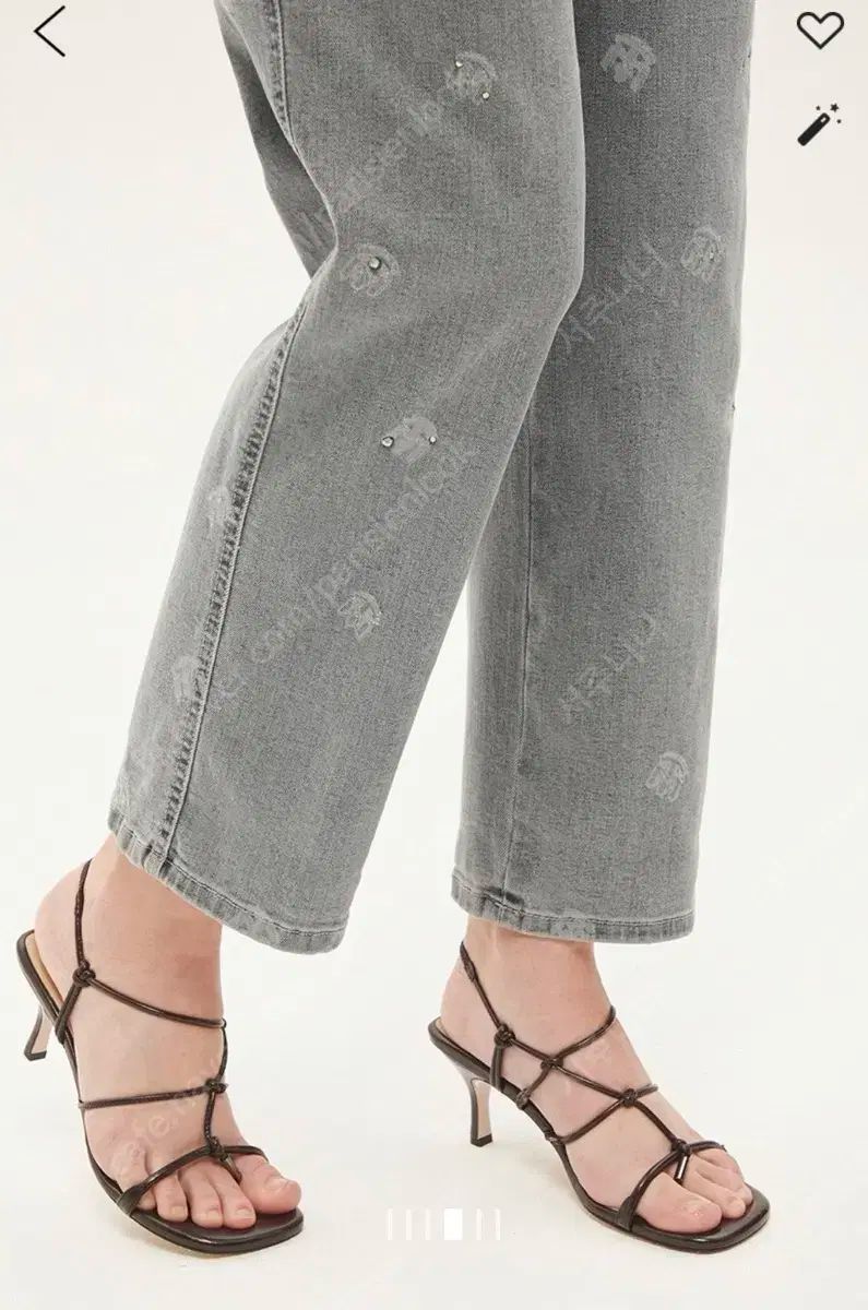 テーパード デニムパンツ