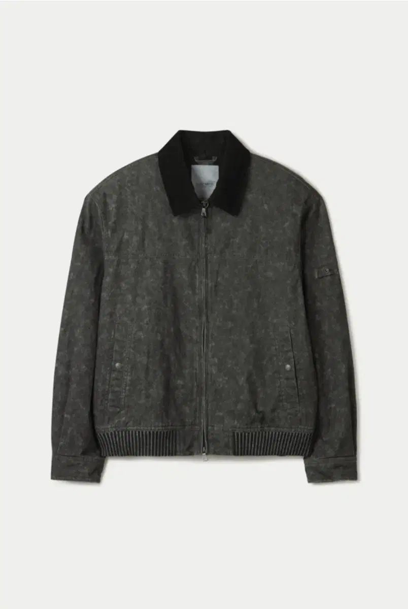 シリーズ 25FW トラッカージャケット