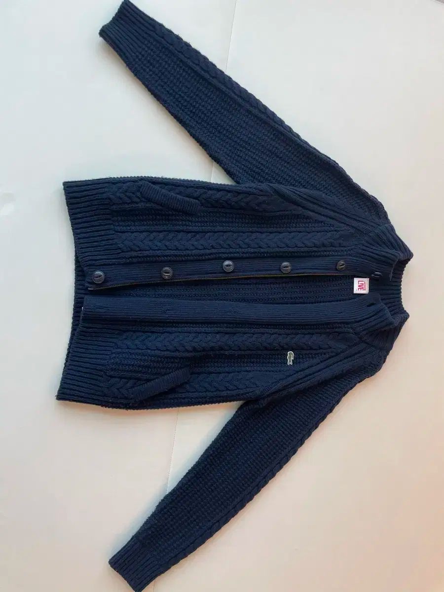 ラコステジップアップカーディガン