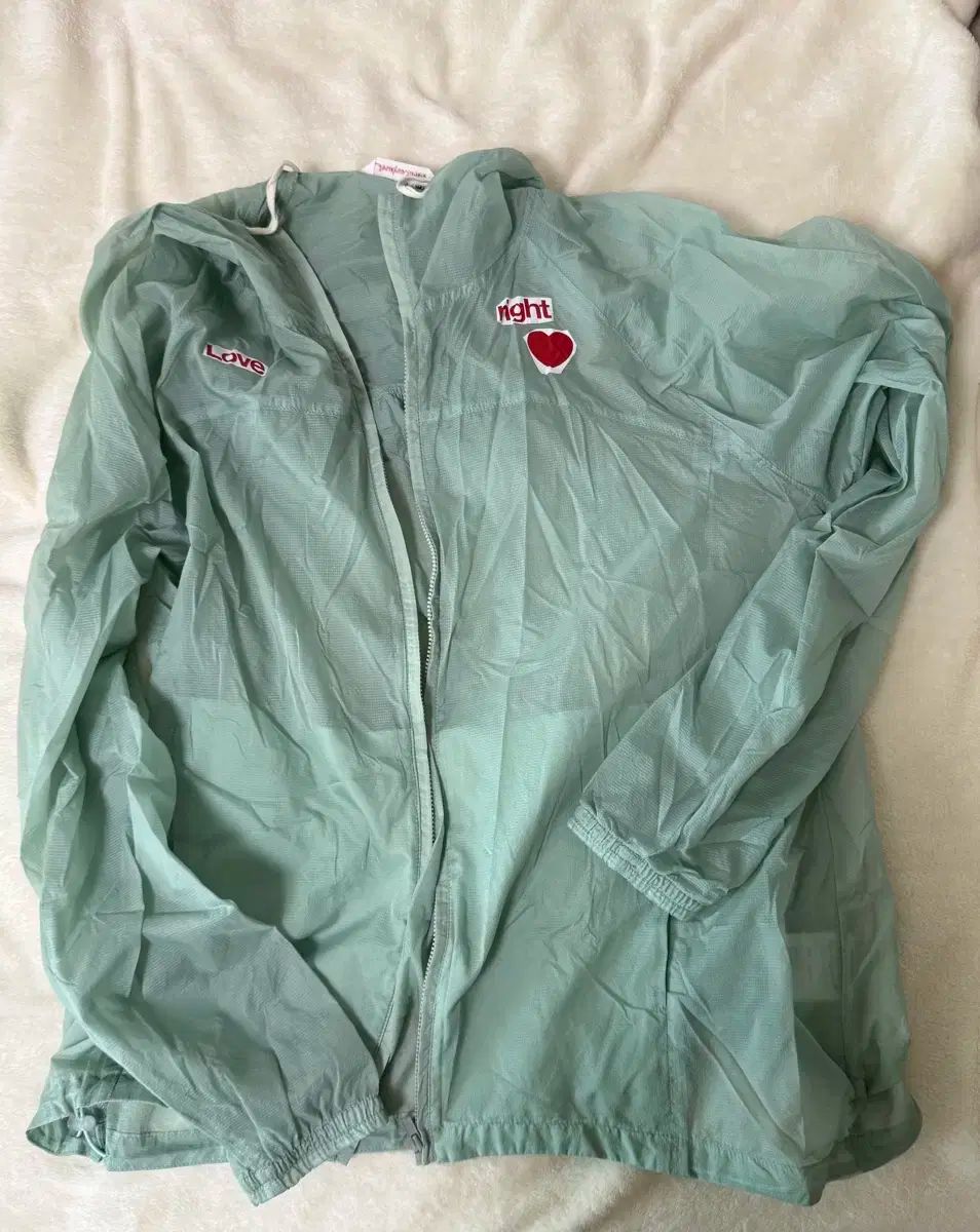 THE MUSEUM VISITOR ミント ウィンドブレーカー