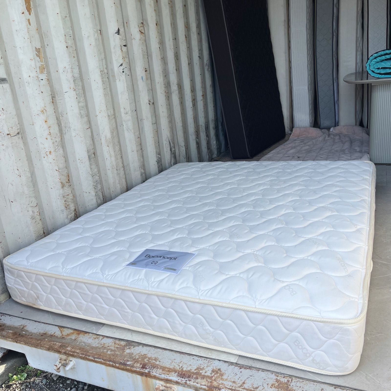 ボーコンセプト シーリー おしゃれホワイトクイーンマットレス NEXPOTALLINN_EU