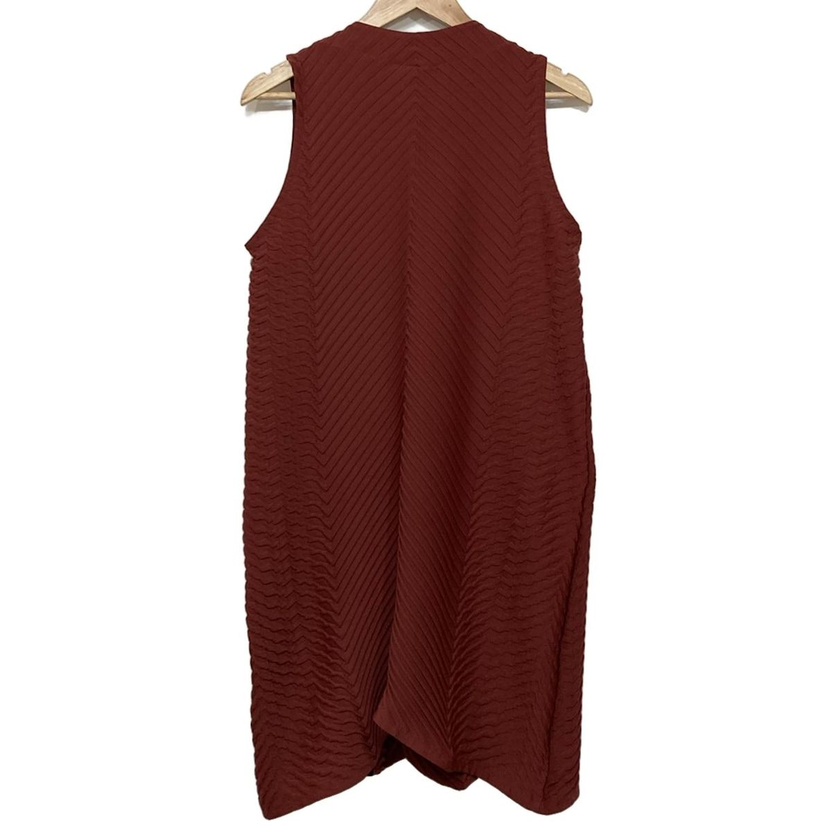 イッセイミヤケ ベスト サイズ2 M レディース - ダークブラウン ロング丈 プリーツ