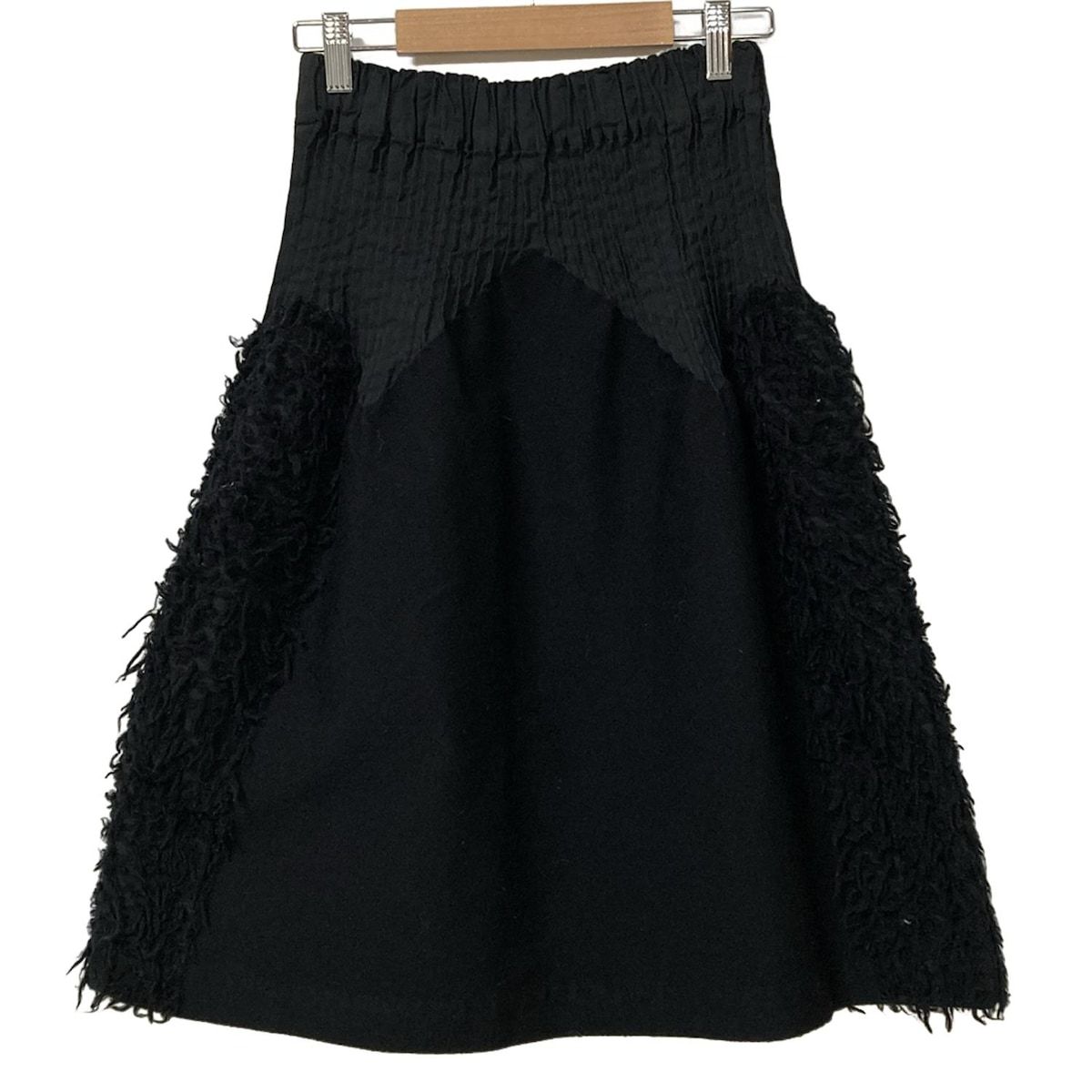 ISSEYMIYAKE イッセイミヤケ スカート サイズ2 M レディース - 黒 ひざ丈 ウエストゴム