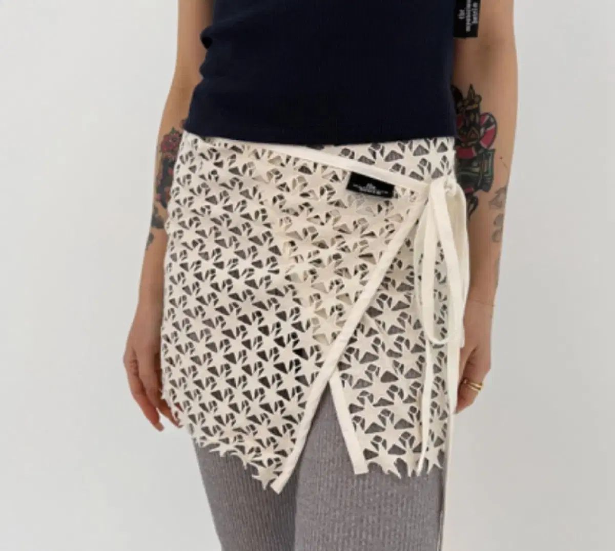 THE MYSTERIOUS HOTEL ザ ミステリアス ホテル レイヤード