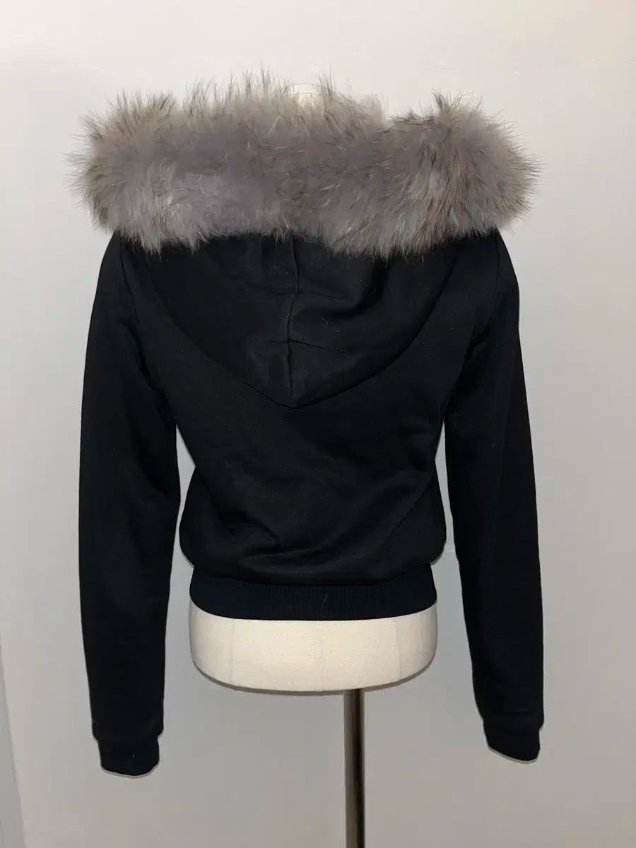 ペールジェイド フーデッドジップアップ