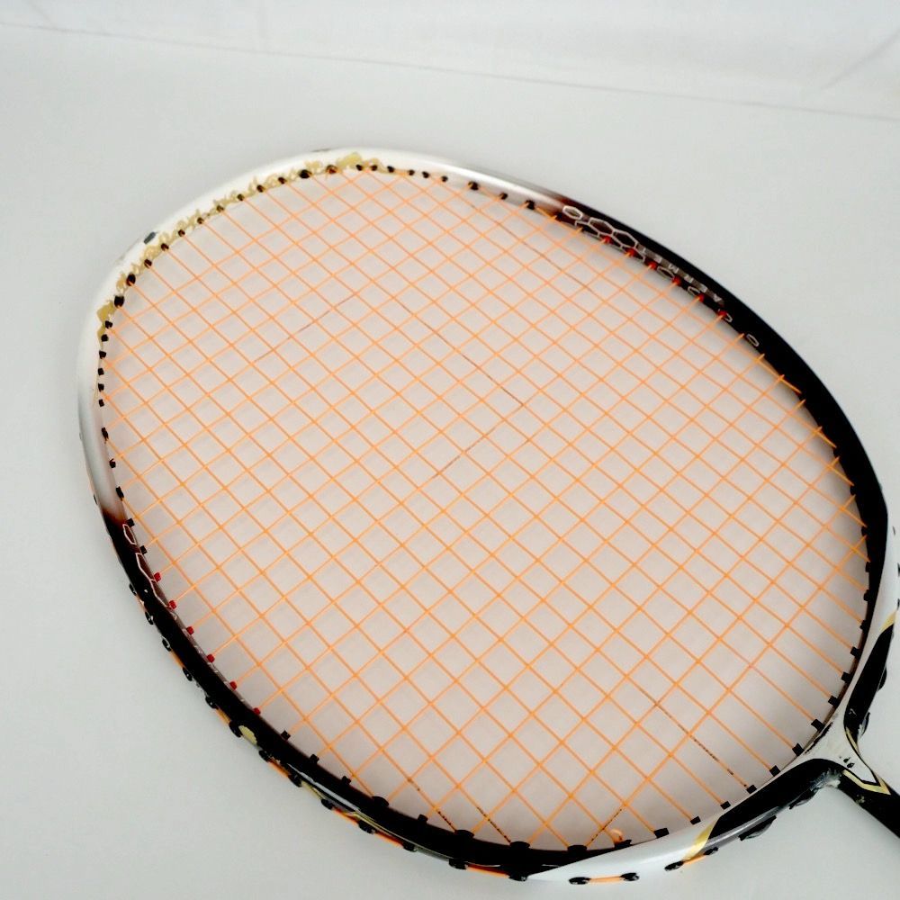 バドミントンラケット