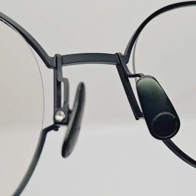 CHASE チタンメガネフレーム