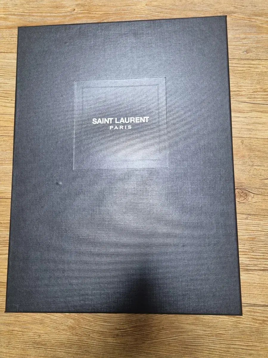 サンローラン クラッチ ラージ ゴールド 商品 DECORATOM_COM_BR