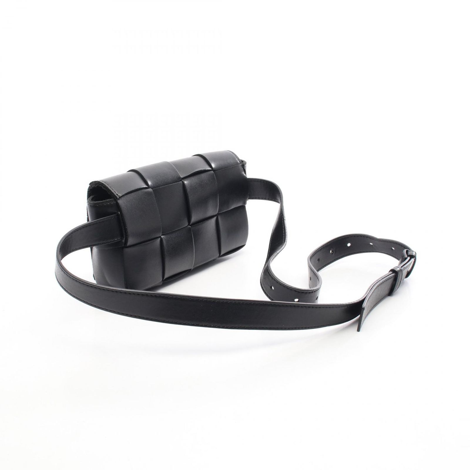 ボッテガヴェネタ BOTTEGA VENETA ウエストバッグ ボディバッグ カセット ベルトバッグ マキシイントレチャート 668572 ブラック レザー イントレチャート カセット ベルトバッグ