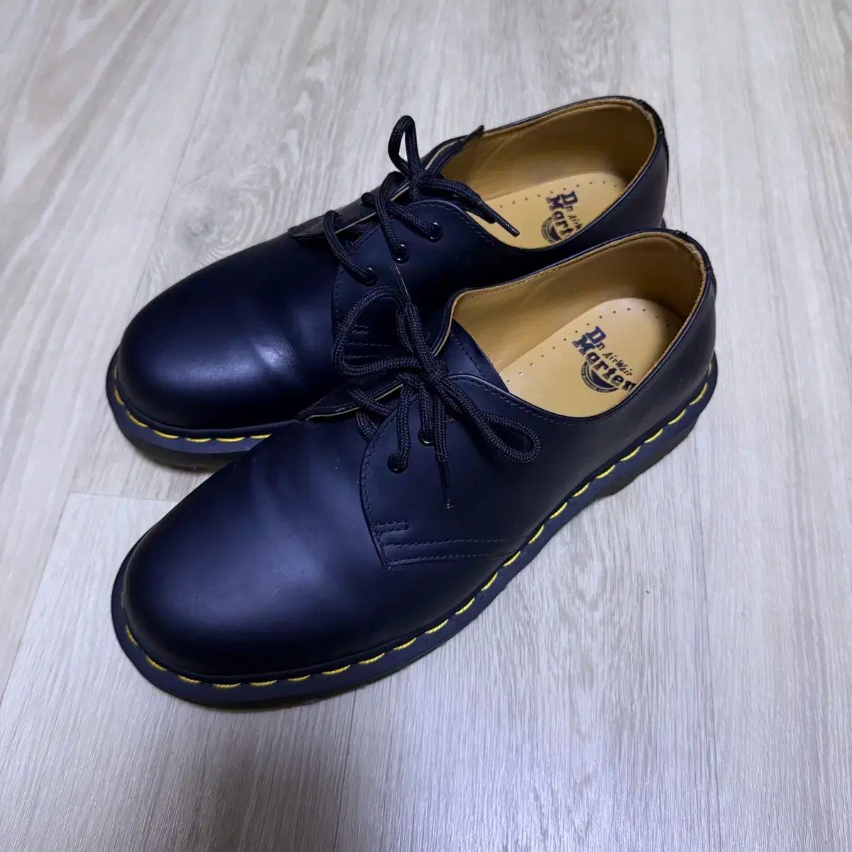 DR. MARTENS スムース 260