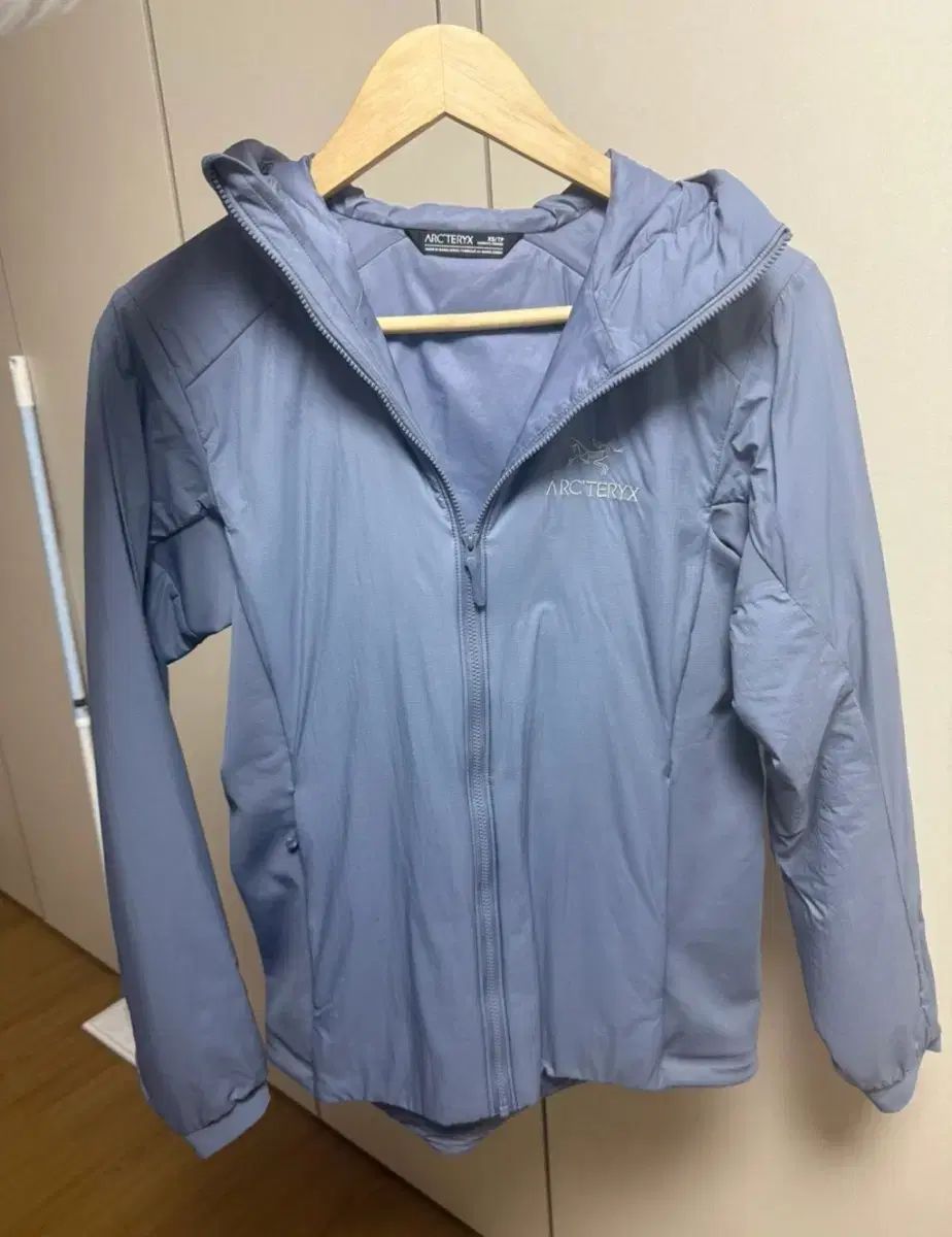 ARC TERYX アークテリクス レディース Atom アトムフーディ XS