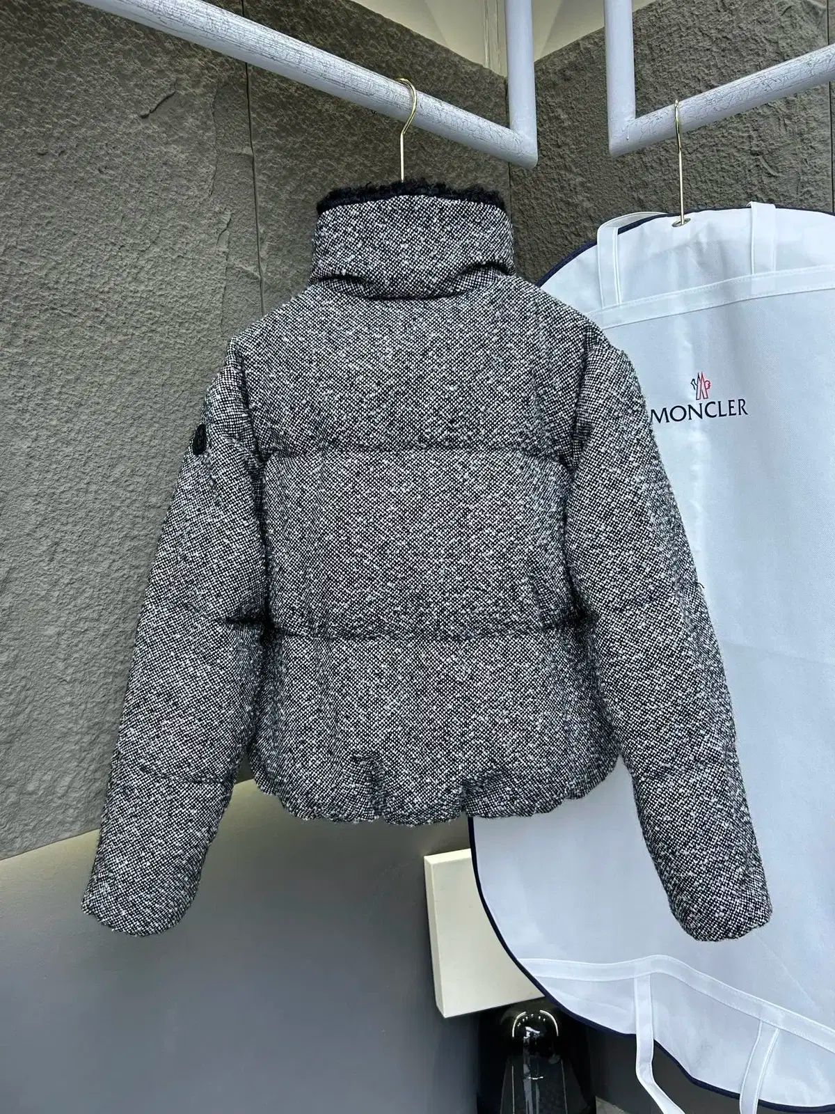 MONCLER モンクレール ユニセックス カジュアル ロゴ ダウン