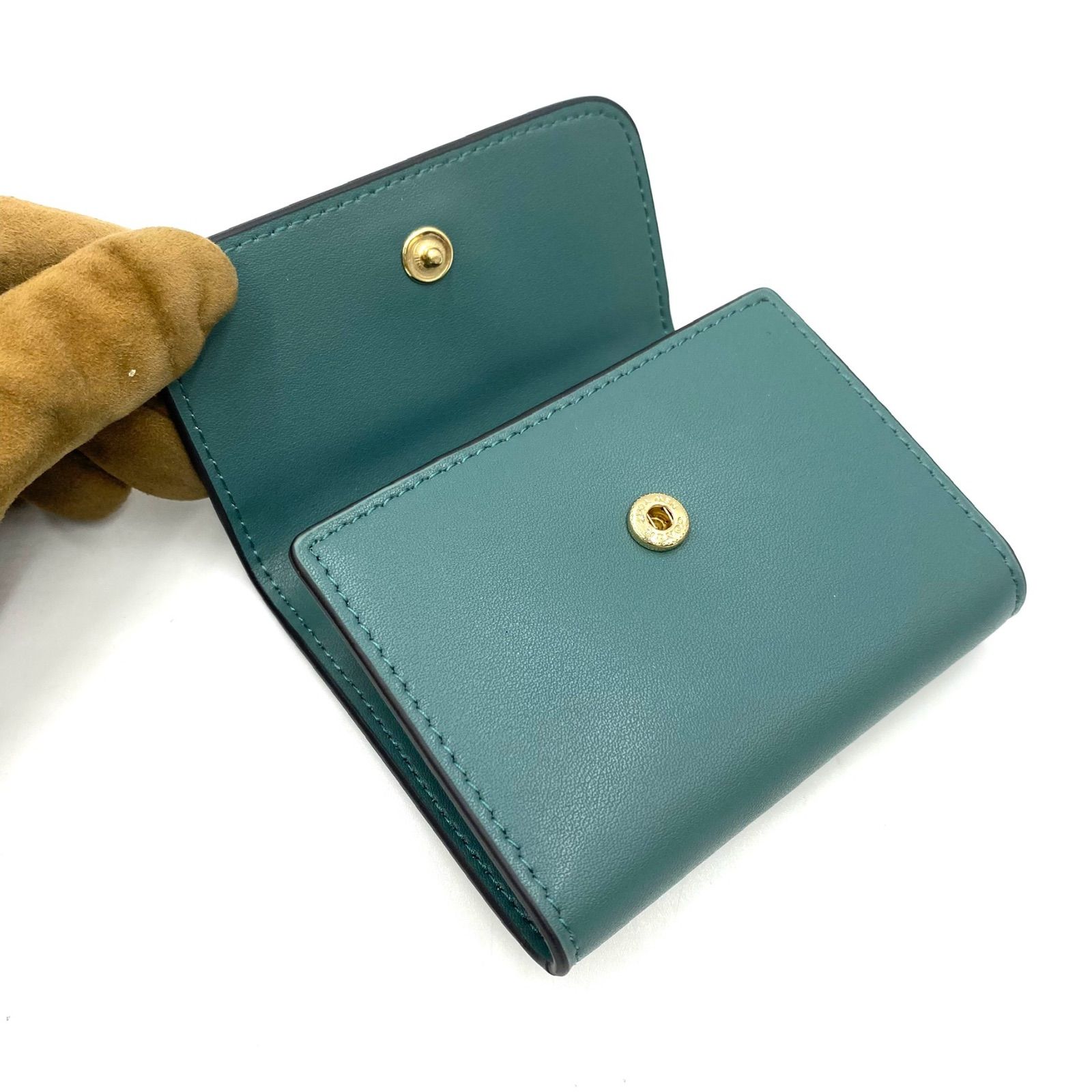 コーチ エッセンシャル