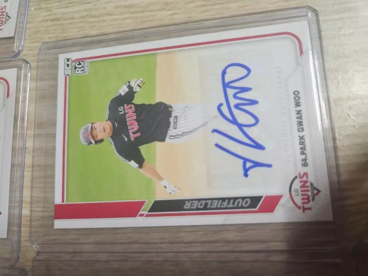 LGツインズ パク クァンウ 直筆サインカード kboセンセーション オート