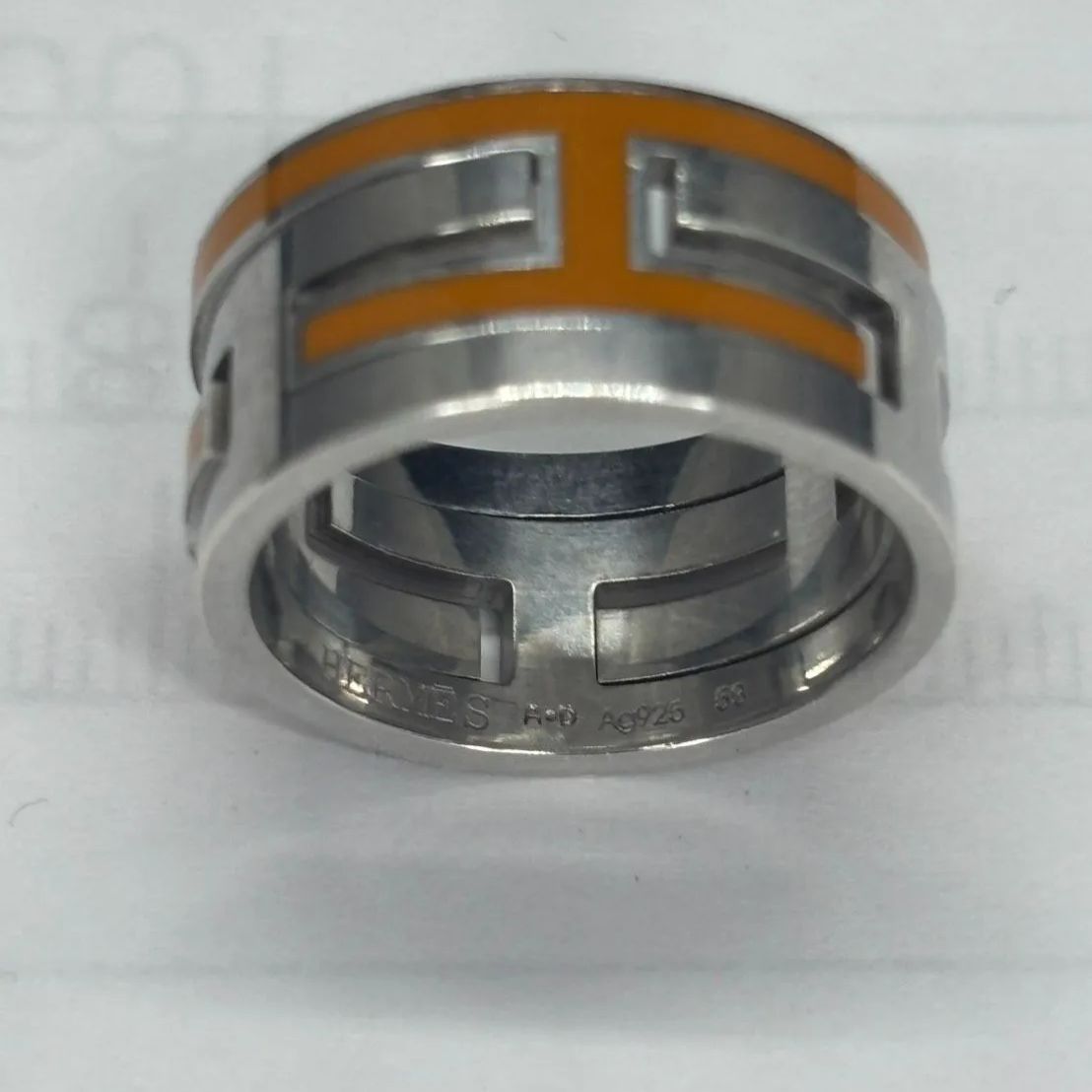 ムーヴアッシュ リング