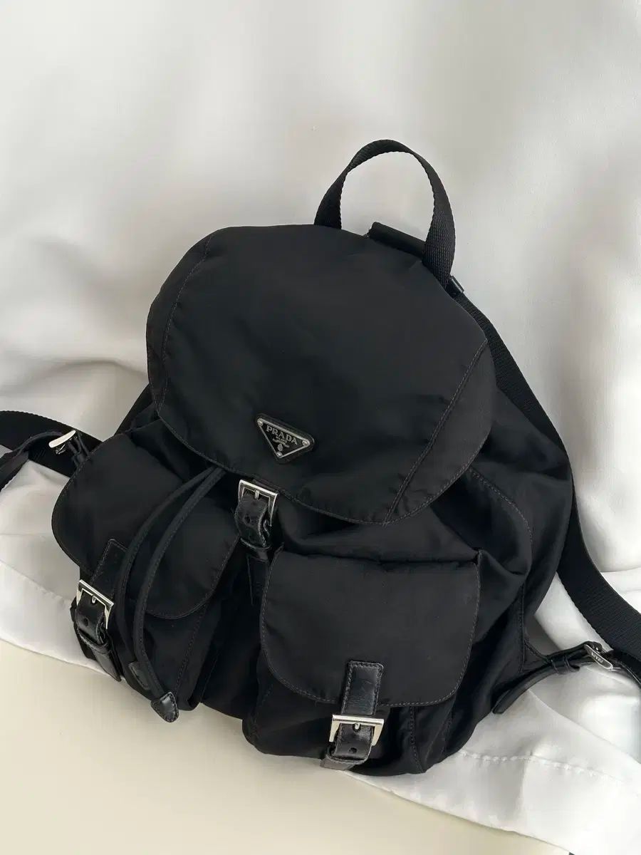 PRADA プラダ ヴィンテージ ブラック バックパック ラージ DECORATOM_COM_BR