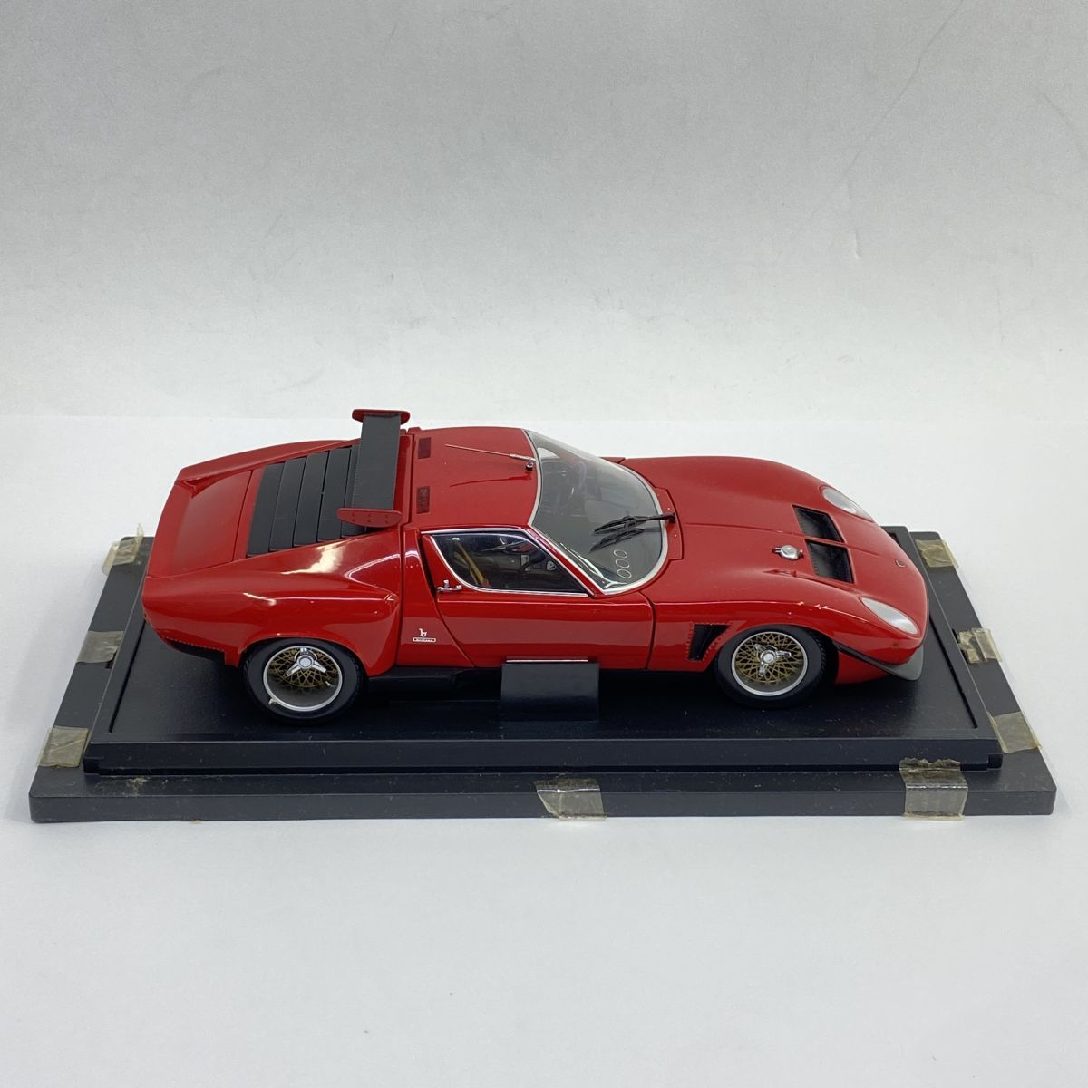 京商 1/18 ランボルギーニ イオタ SVR レッド ミニカー ※現状品 - メルカリ