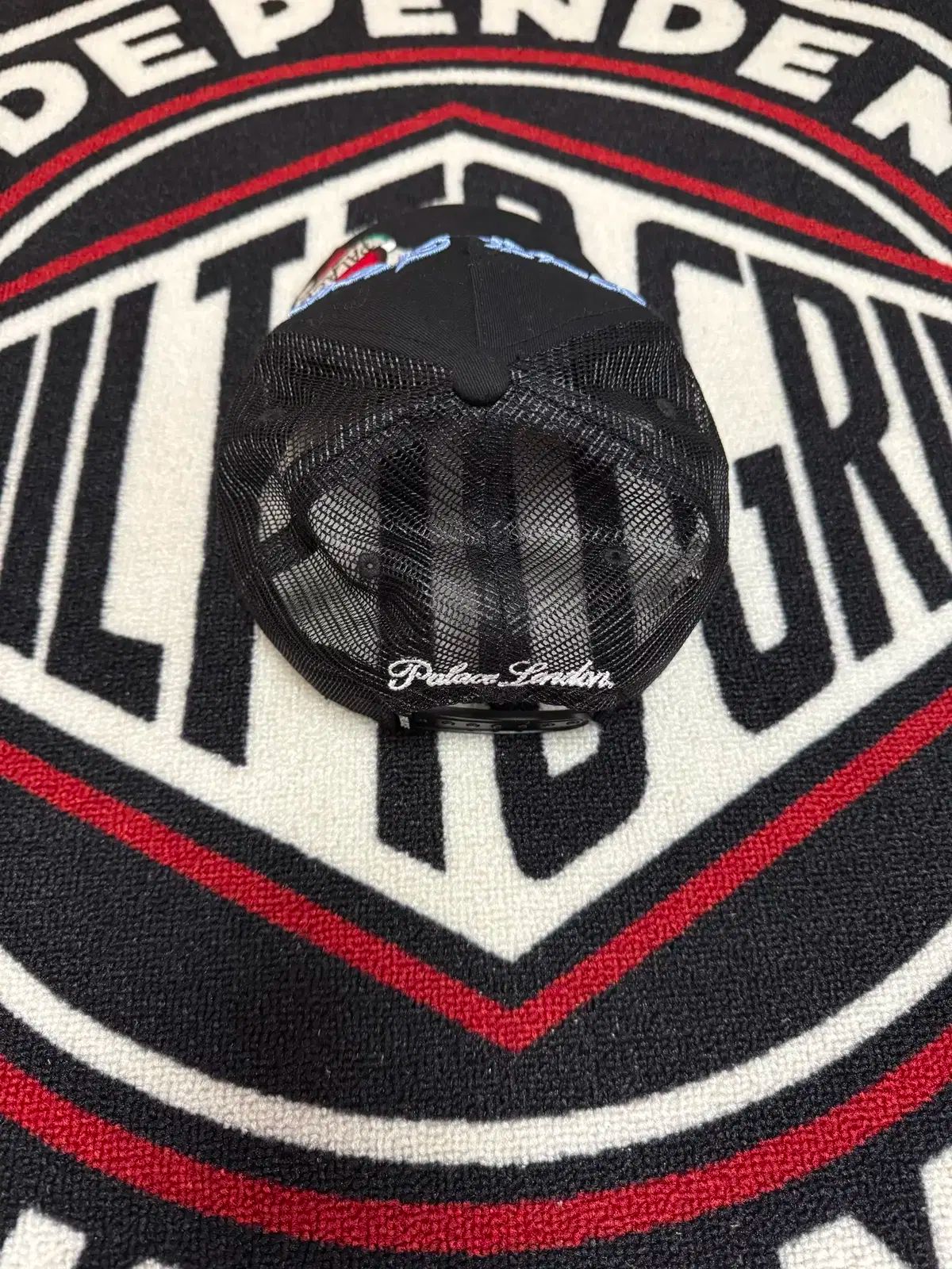 トラッカーハット