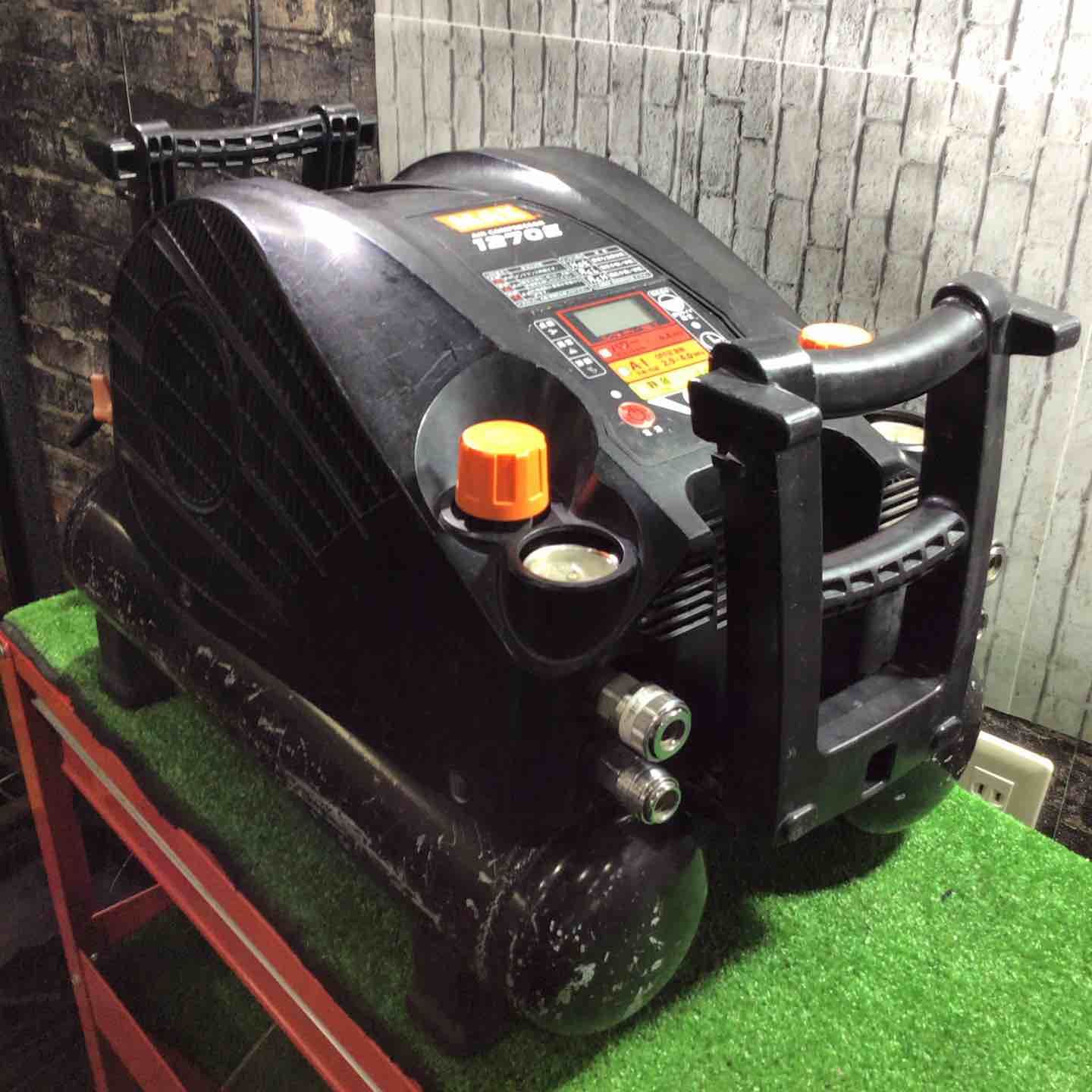 マックス MAX エアコンプレッサー AK-HH1270E_ブラック 川口店