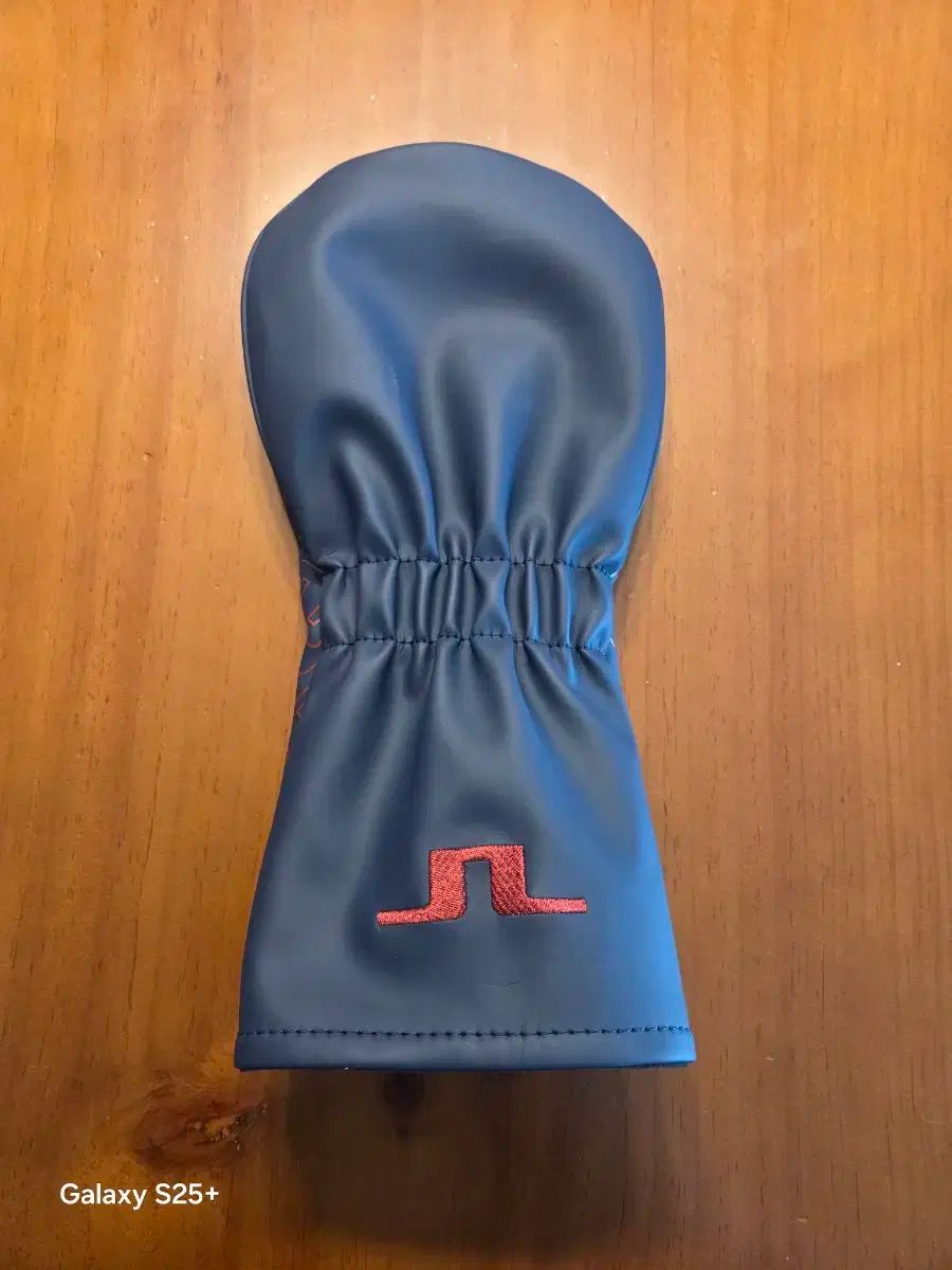 J Lindeberg ゴルフ ドライバー ヘッドカバー