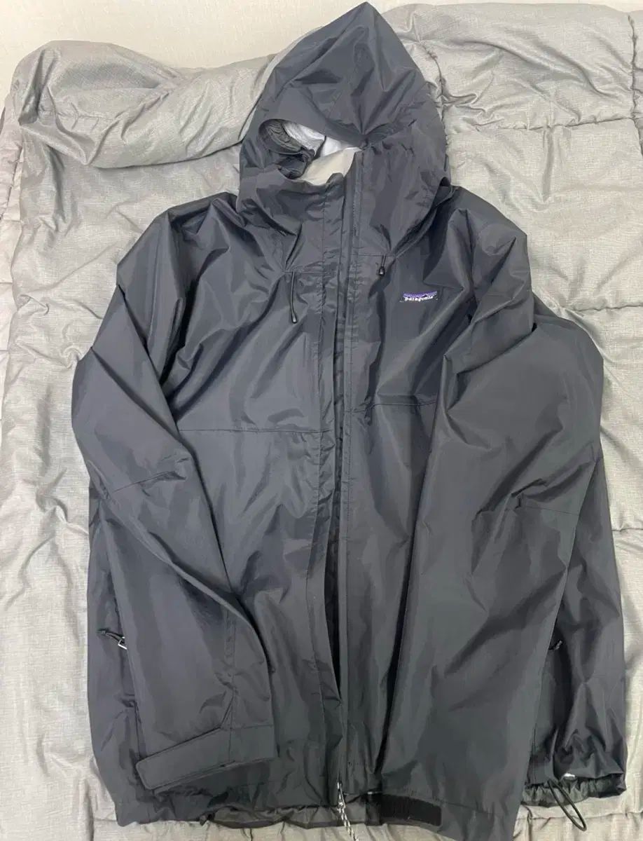 パタゴニア トレントシェル 3L ジャケット 黒 L