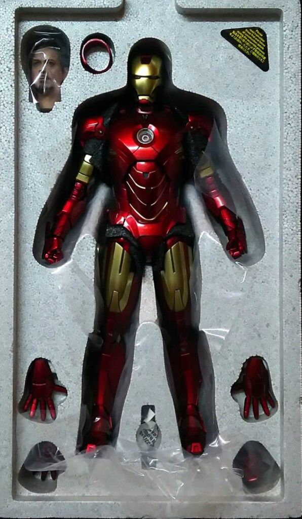 HOTTOYS IRON MAN 2 MOVIE MASTERPIECE DIECAST IRON MAN MARK 4 DIECAST MMS461D2