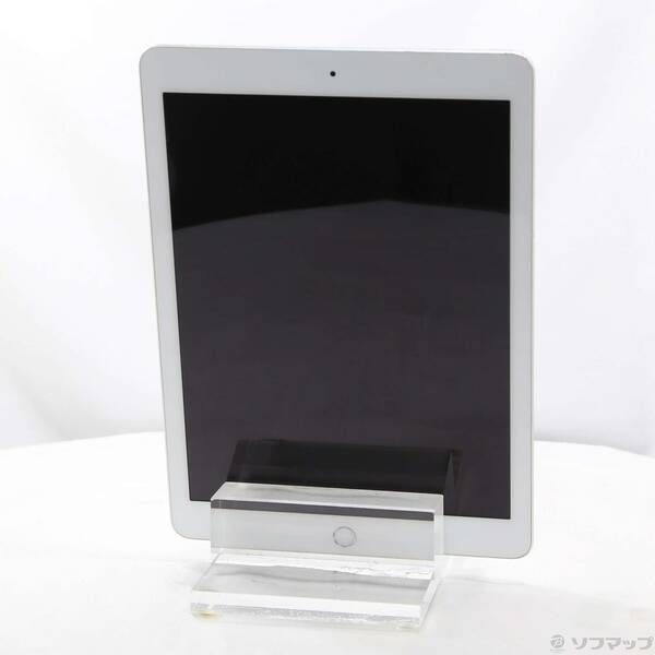 〔品〕 iPad 第6世代 32GB シルバー MR7G2J／A Wi-Fi【377】