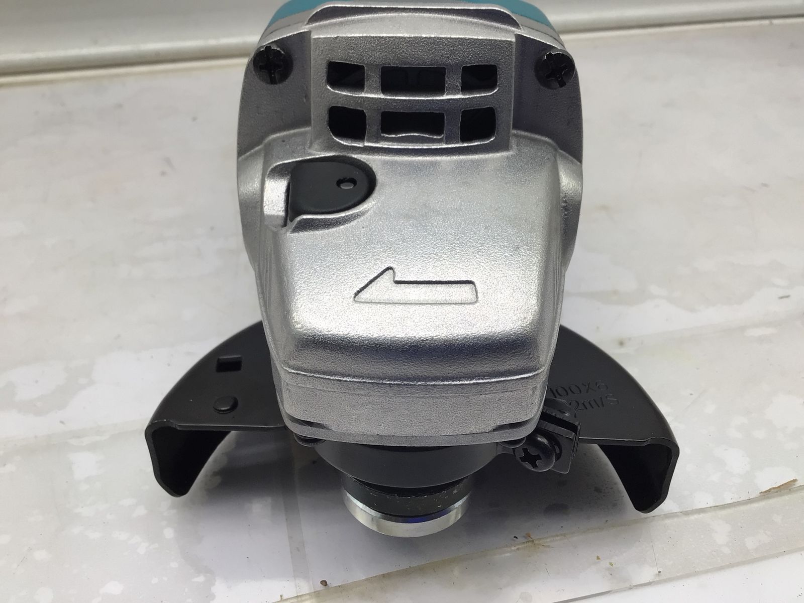 Makita マキタ 18 v充電式ディスクグラインダ本体のみ GA 402 DZ エコツー M 02 グラインダー 研磨機 電動工具 エア工具