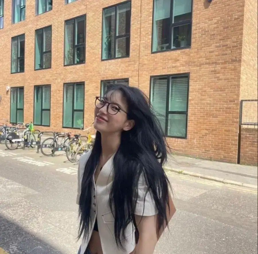 TOM FORD トムフォード メガネ TF5996 001 SUJI 着用