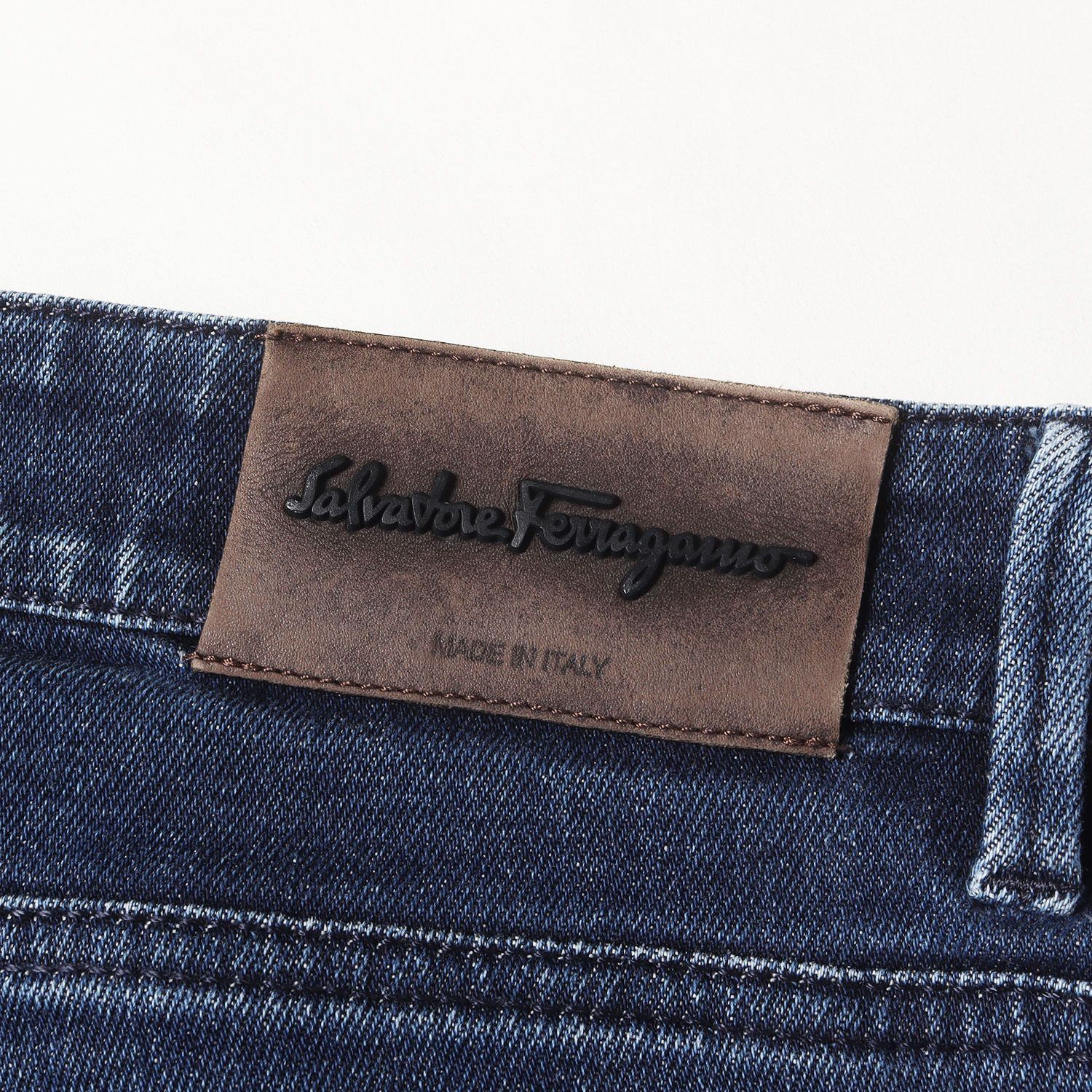 Salvatore Ferragamo サルヴァトーレ フェラガモ パンツ インディゴ 