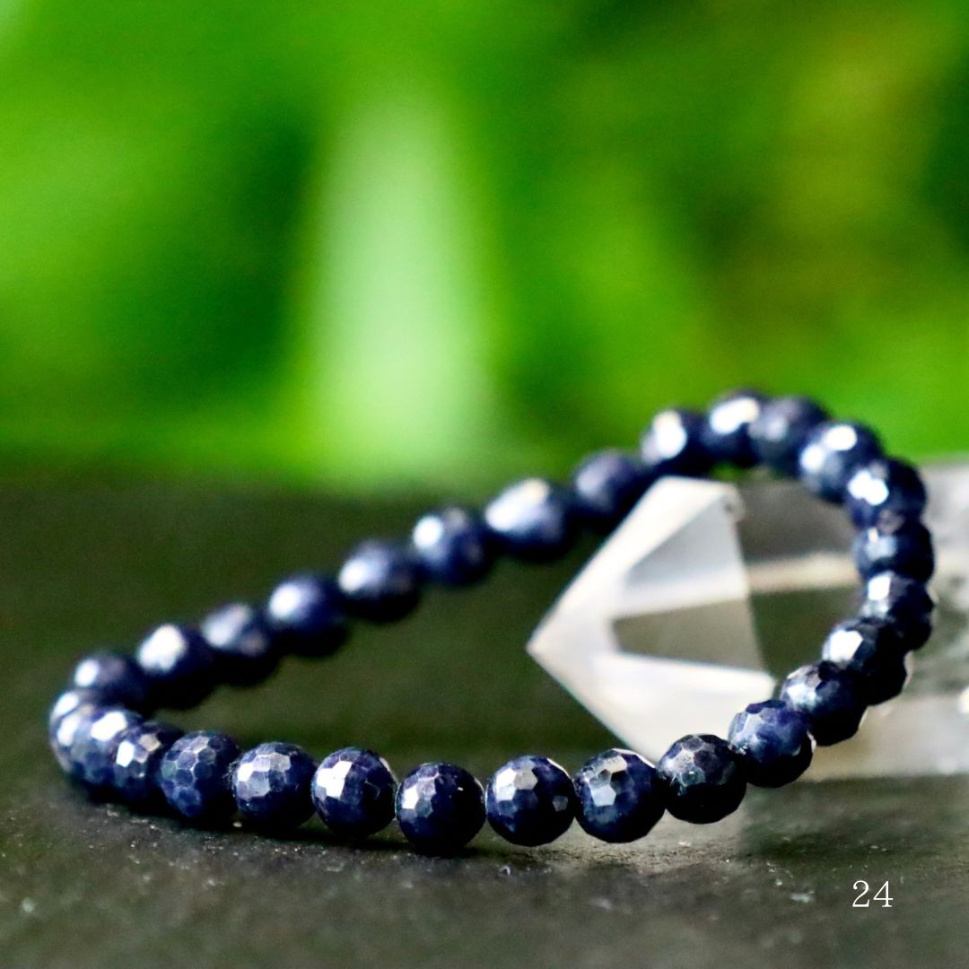 高品質 ミャンマー サファイア 光波動 ブレスレット B0524-24