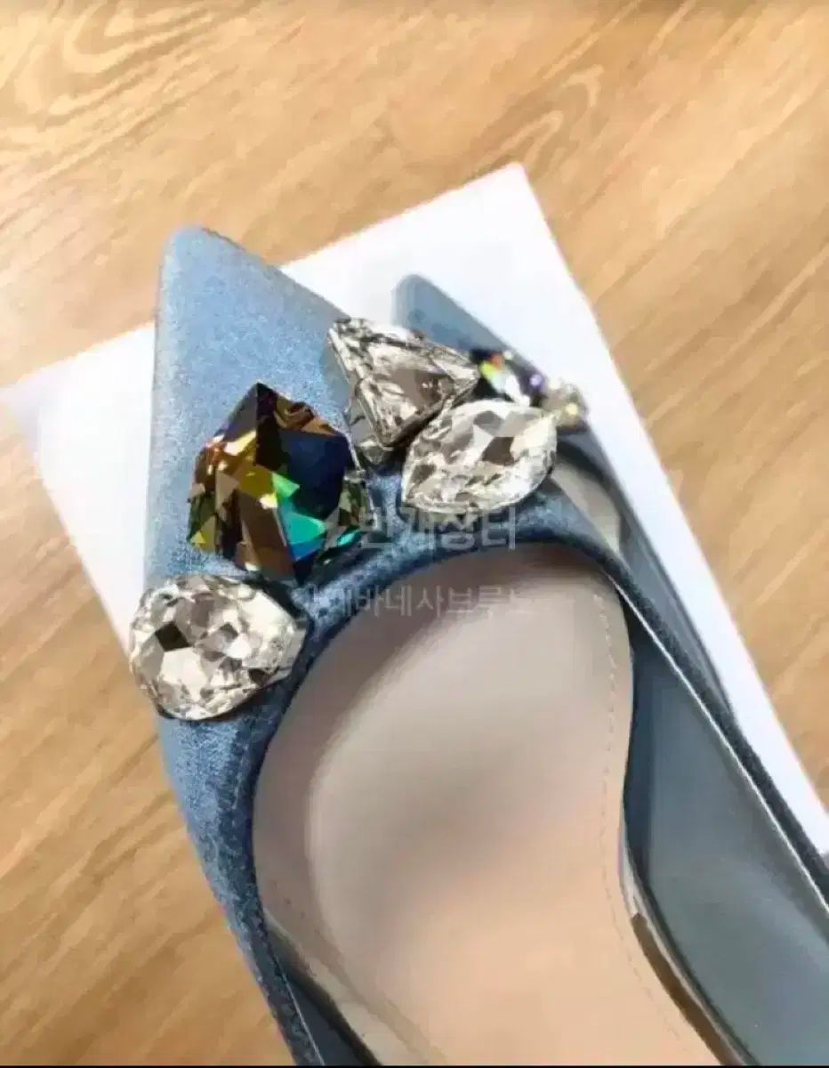 BABARA ツアーベルベット フラット シューズ 235