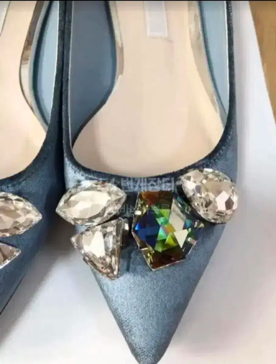 BABARA ツアーベルベット