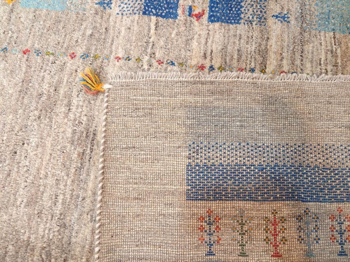 ペルシャ ギャッベ