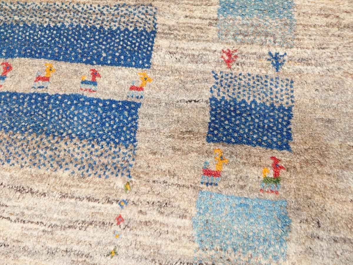 ペルシャ ギャッベ