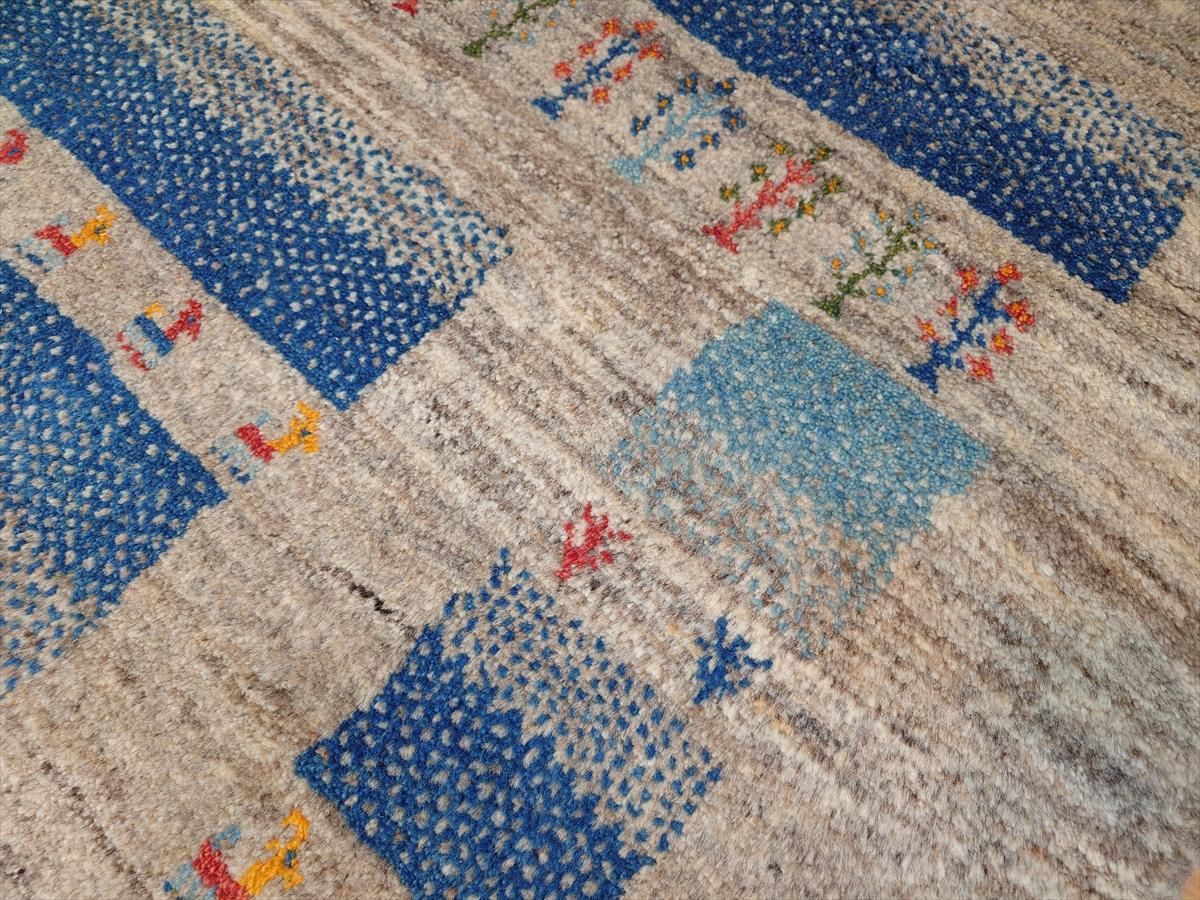 ペルシャ ギャッベ