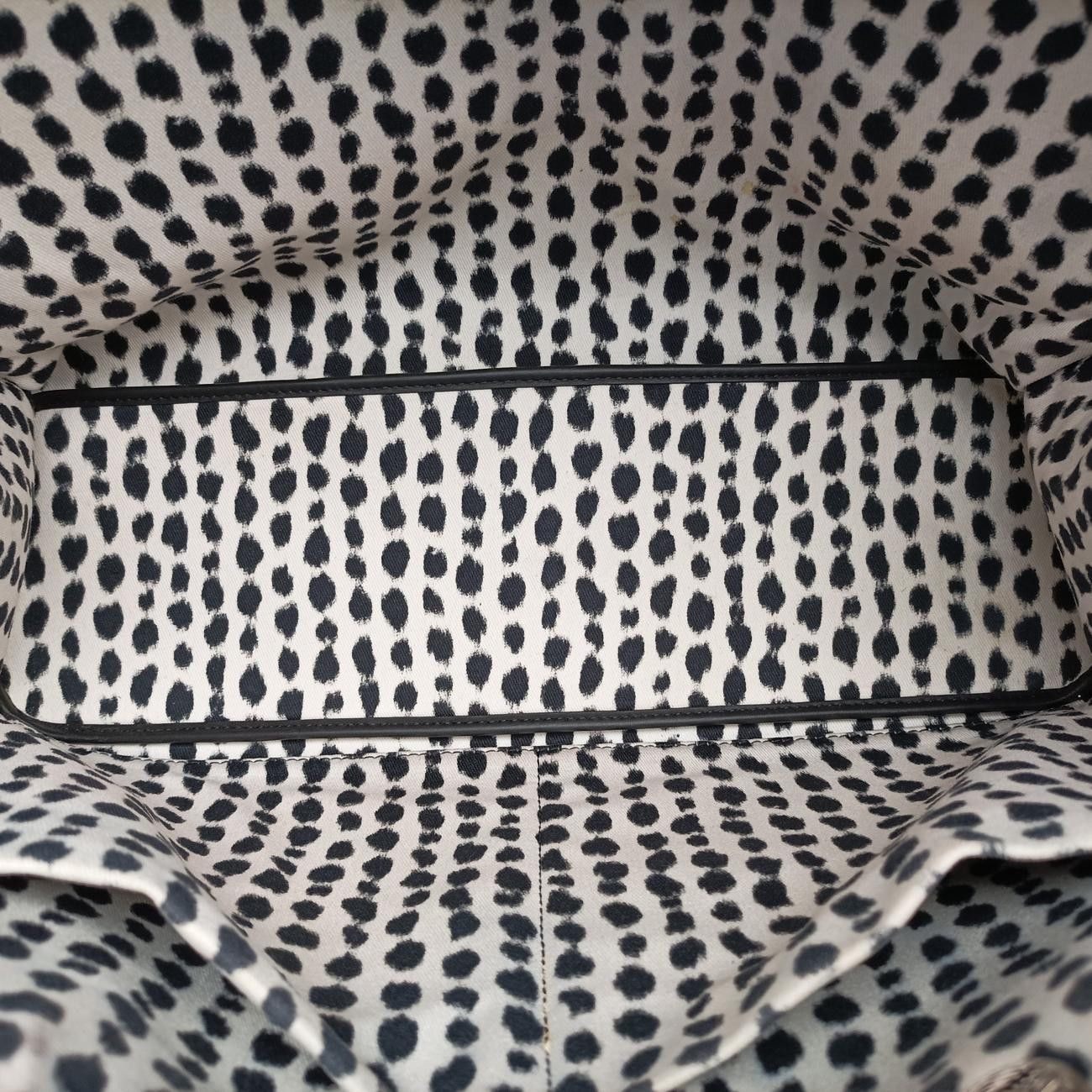 クリスチャンディオールChristian Diorディオリッシモ ブラック×ピンク レザー 09-MA-0114 DECORATOM_COM_BR