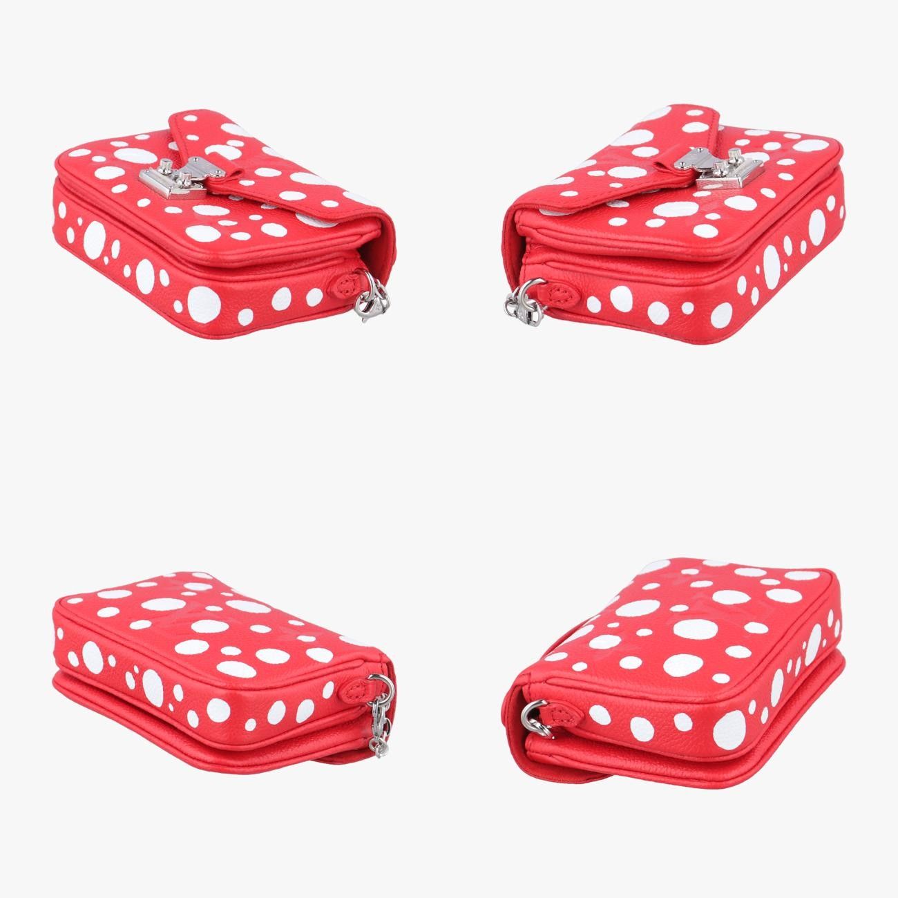 レッド×ホワイト