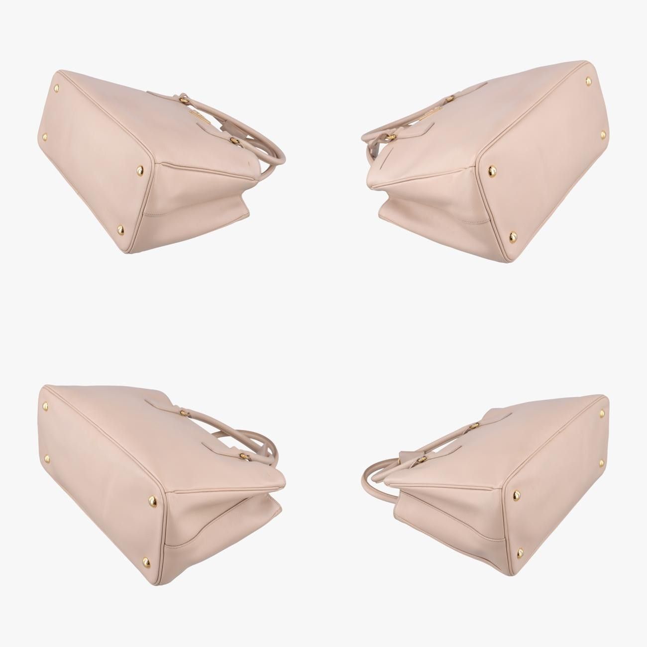 サフィアーノレザー BN1801