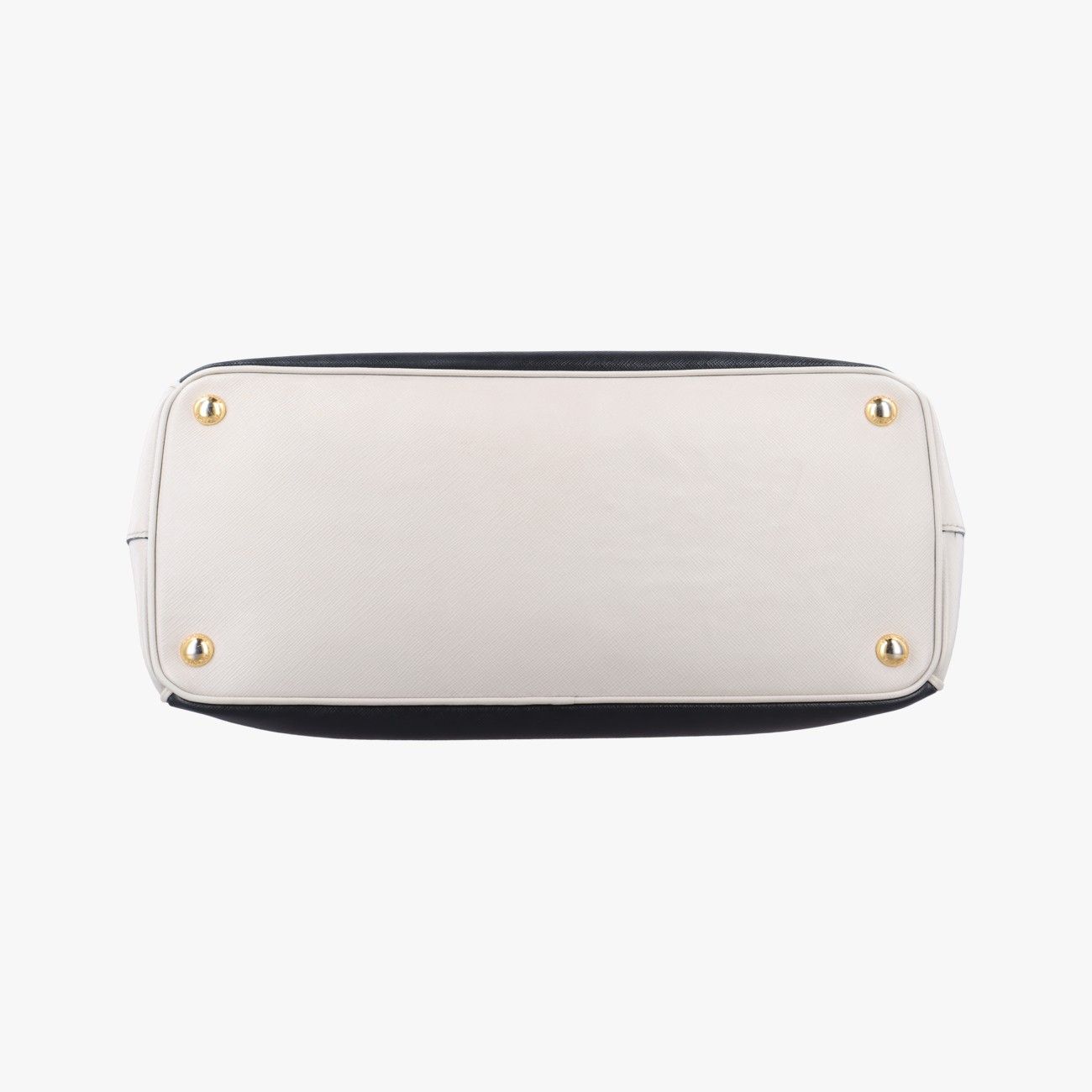 ブラック×ホワイト