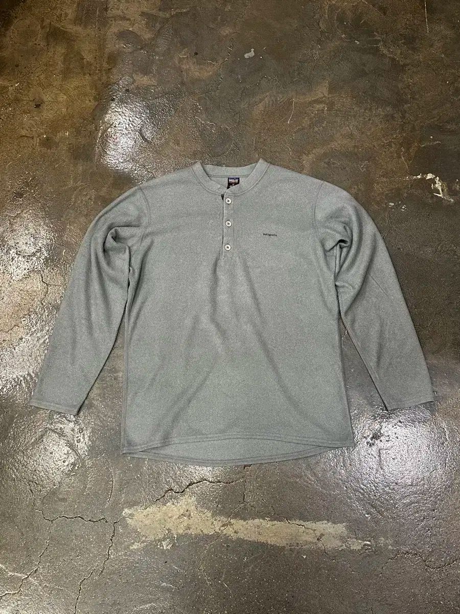 パタゴニア フリース ヘンリーネック 長袖Tシャツ グレー M
