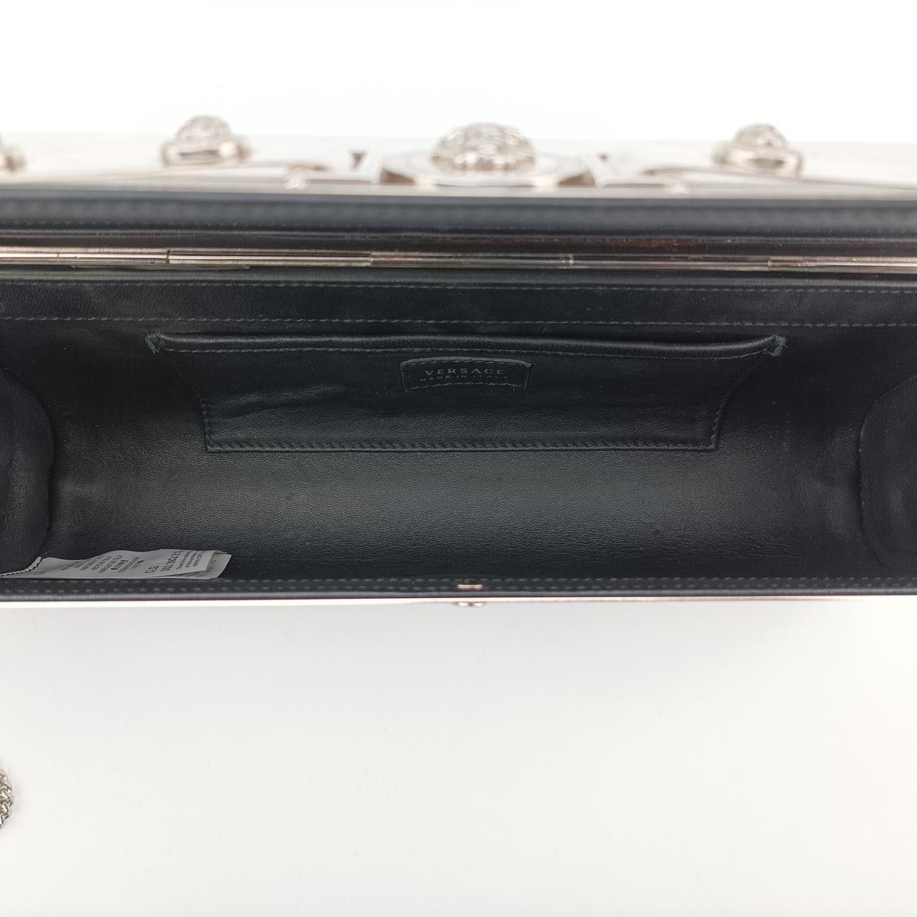 VERSACEランウェイメデューサ