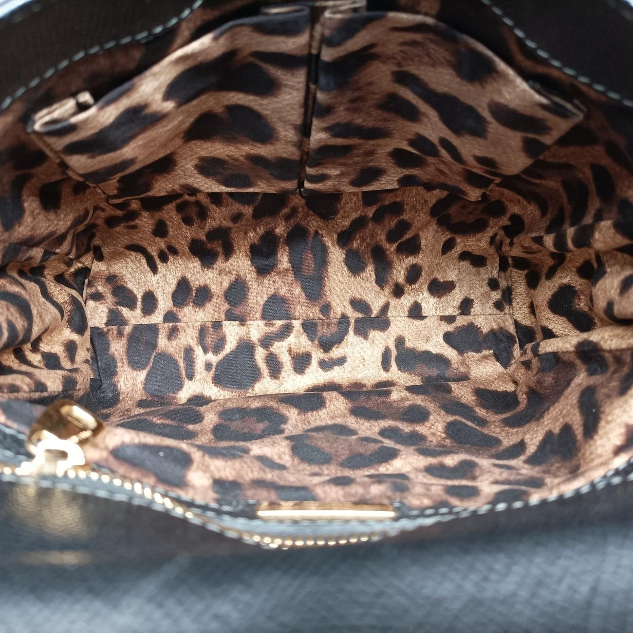 ドルチェ＆ガッバーナDolce - Gabbanaシシリー ブラック レザー DECORATOM_COM_BR