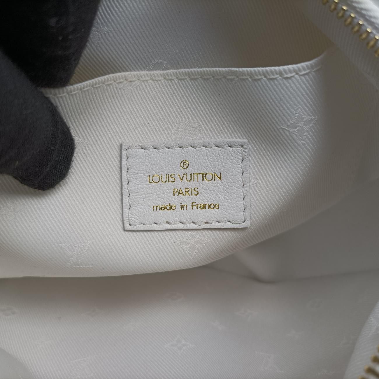 オーバーザムーン ホワイト