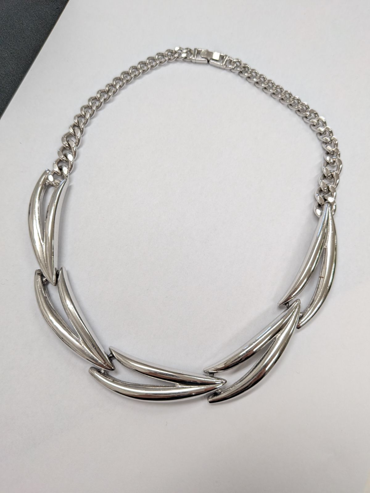 ブローチ ネックレス