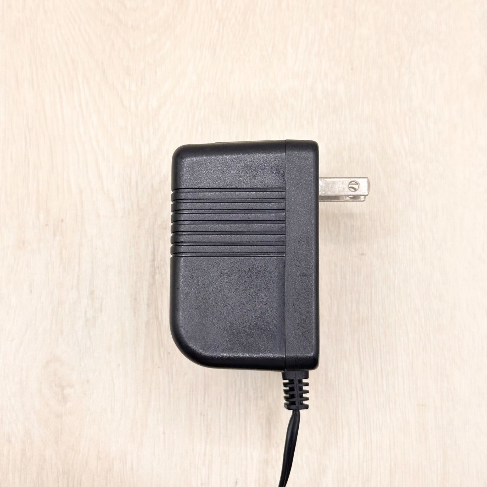 キーボード/電子ピアノ CASIOカシオ/LK201TV/ACアダプター付