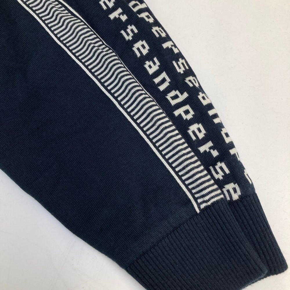 ニットセーター